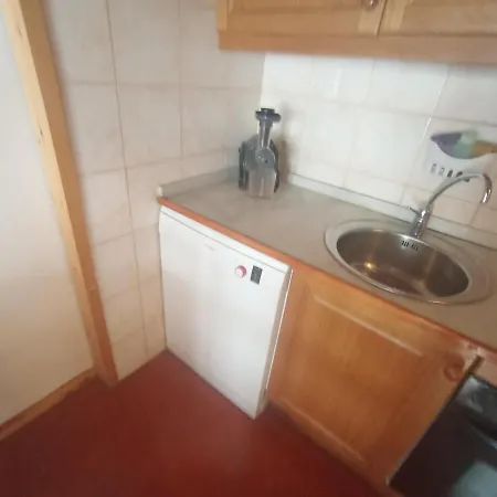 Ground Floor With Fenced Garden * Espot