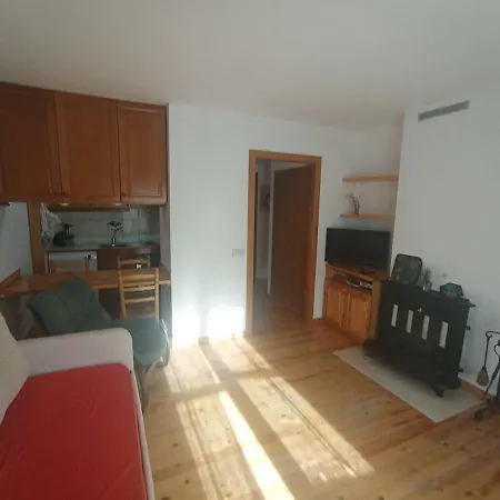 Apartment Ground Floor With Fenced Garden